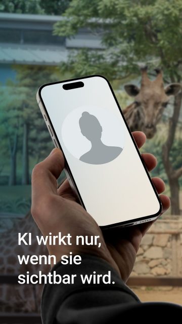 Viele sprechen über Chatbots. Wir sprechen über KI-Assistenten mit Charakter.  Ein digitaler Assistent ist kein Support-Widget am Seitenrand.
Er ist eine gestaltete, dialogische Schnittstelle – sichtbar, ansprechbar, kontextsensibel.  Im Museum begleitet er durch Inhalte. Aber sein Potenzial reicht weit darüber hinaus.  Ob in der Gesundheitsberatung, im Einzelhandel oder Autohaus. Im industriellen Umfeld bei Wartung, Montage, Qualitätskontrolle und Schulungen. Oder vielleicht im Zoo, ...
Überall dort, wo erklärt, beraten oder Vertrauen aufgebaut werden soll, kann ein digitaler Berater Orientierung geben – interaktiv, individuell, im richtigen Moment.  Entscheidend ist nicht die Technologie.
Entscheidend ist, welche Inhalte verantwortungsvoll vermittelt werden – und wie zugänglich sie gestaltet sind.  👉 Welche Rolle könnte ein digitaler Assistent in deiner Branche übernehmen?
Wir freuen mich auf Ihre Einschätzungen.  #KIGuides #MuseumInnovation #KulturDigital #SmartCharacter #BeCharacter